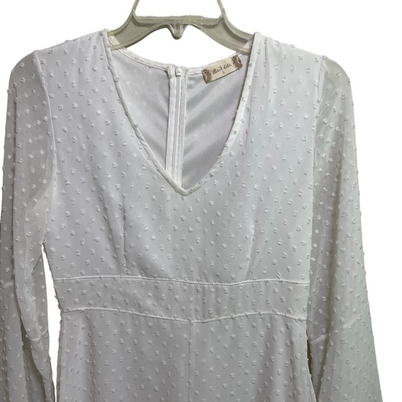 Altar’d State Romper Shorts White Lined Crocheted Trim Small - Picture 2 of 11